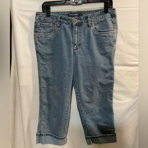 French Cuff Capri Jeans